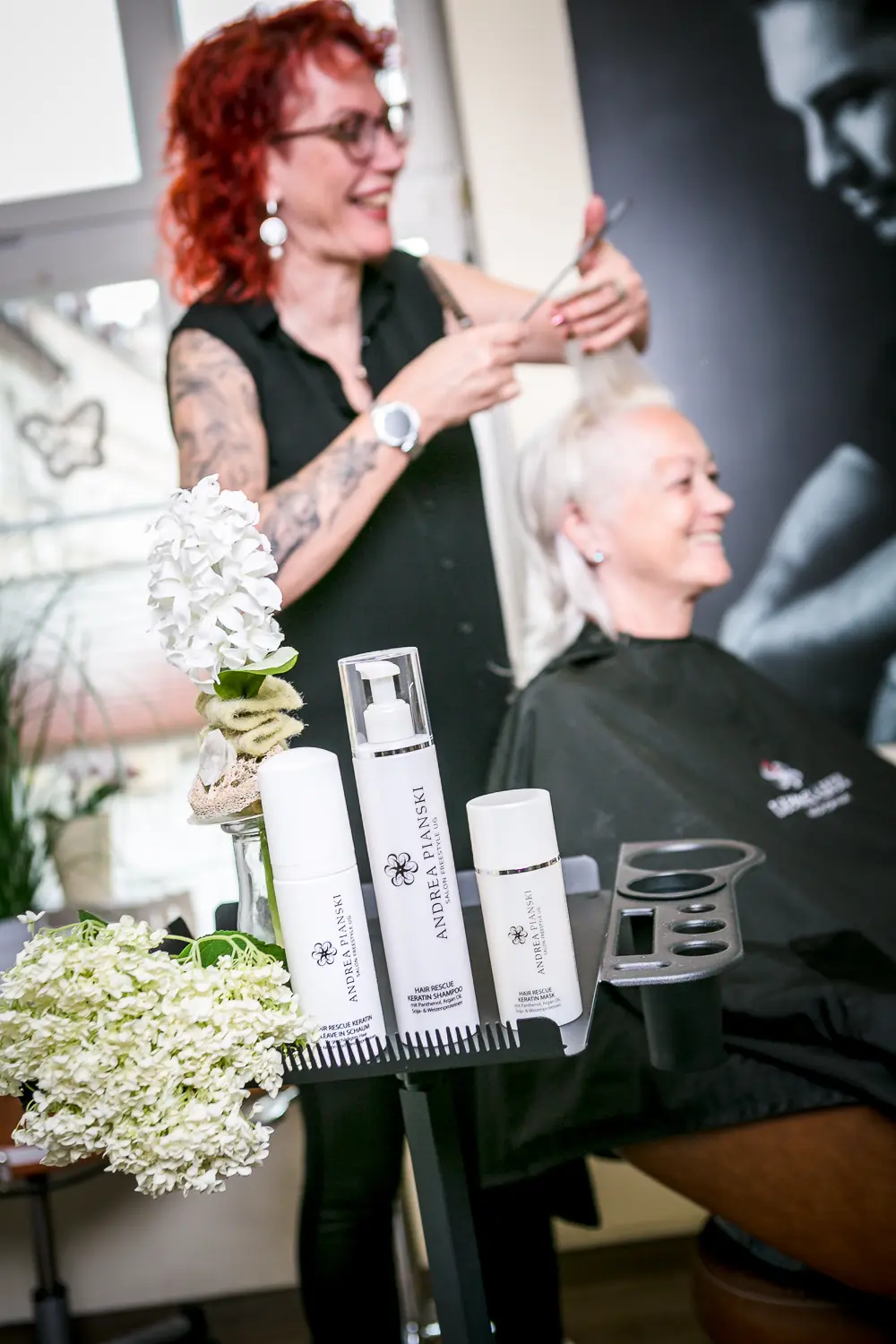 Andrea Pianski-Salon Freestyle UG – Friseursalon, der Haardienstleistungen für Kunden anbietet