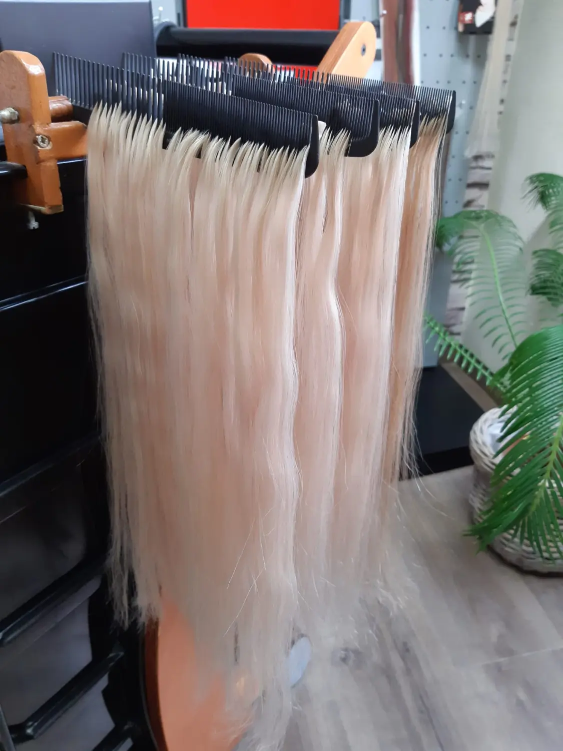 Andrea Pianski-Salon Freestyle UG - Haarverlängerungen