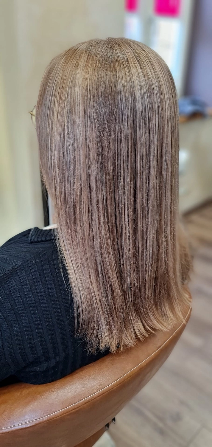 Andrea Pianski – Salon Freestyle UG –  Kundenhaar nach der Behandlung